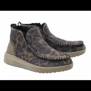 Hey Dude ladies shoes